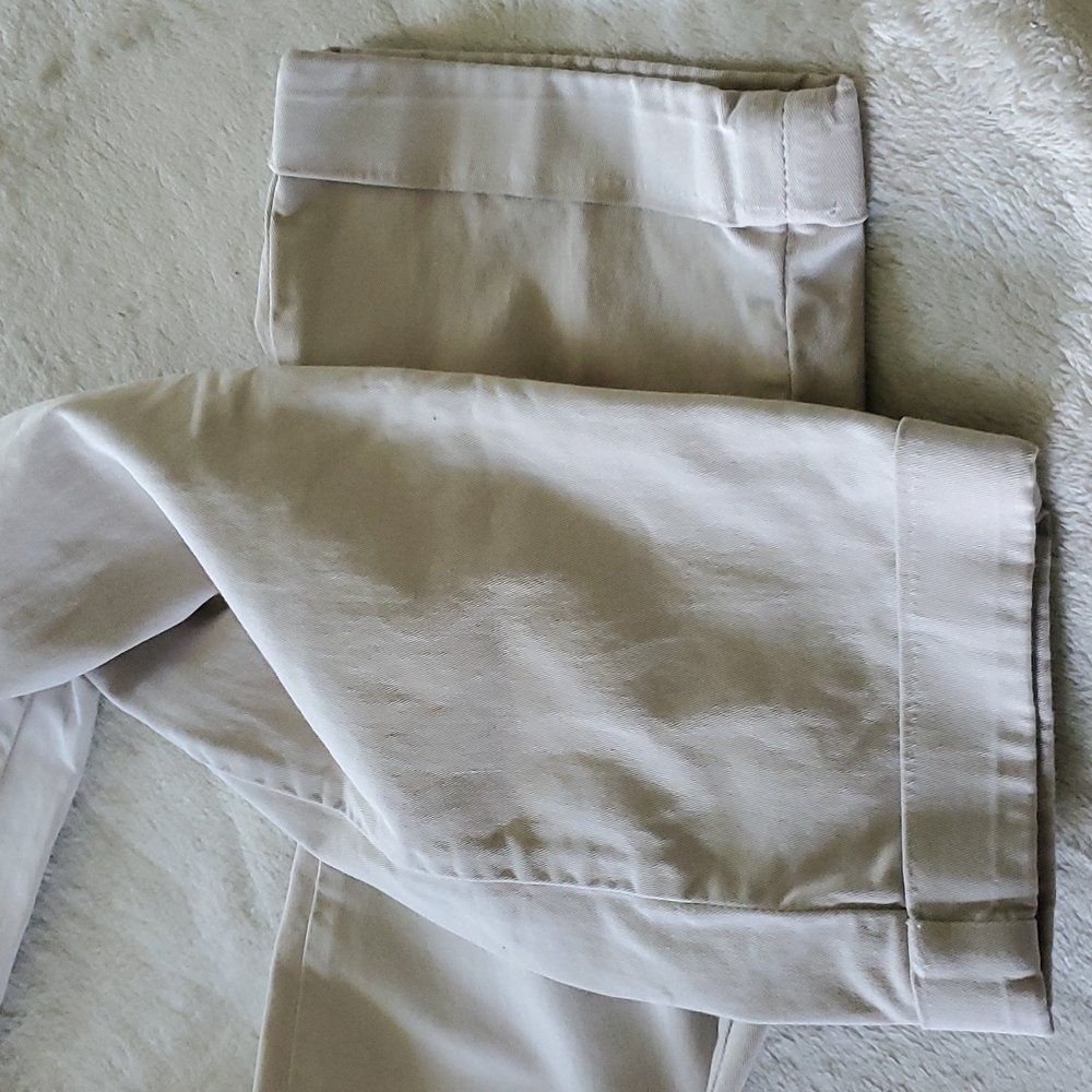 Gutteridge - image 6